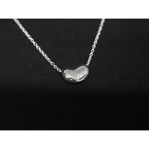 TIFFANY Co Elsa Peretti Bean necklace silver
